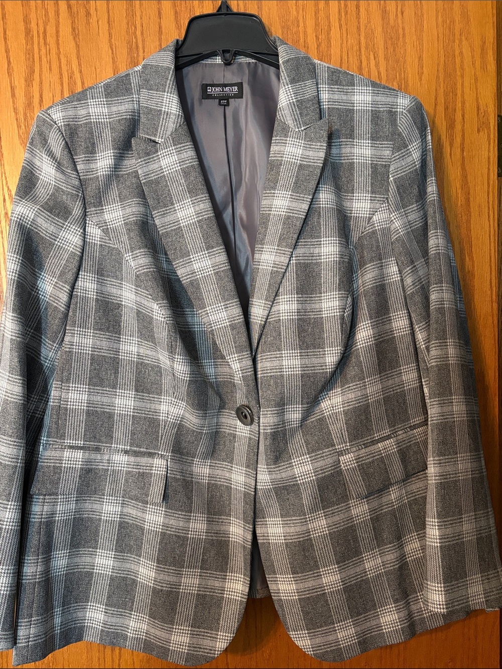 Women’s Gray Plaid Single-Button Blazer